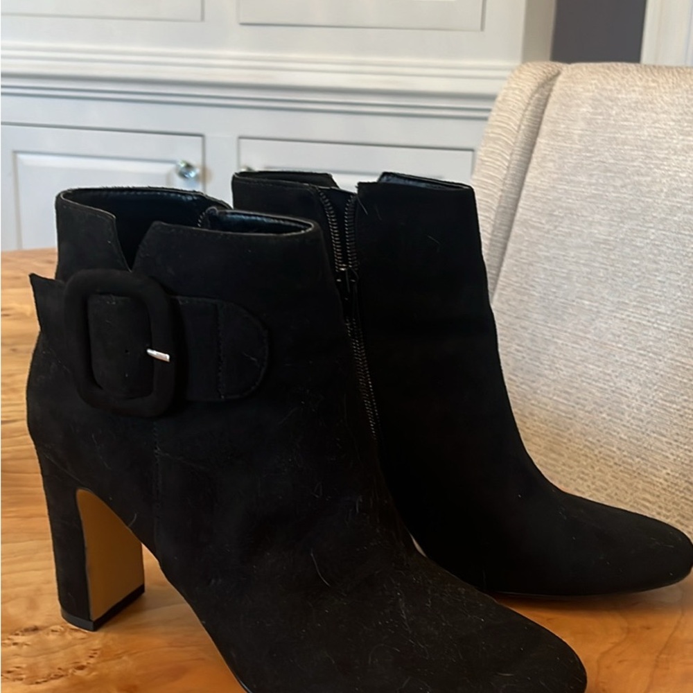Nine West Suede Black Heeled Boots with Chunky Heel